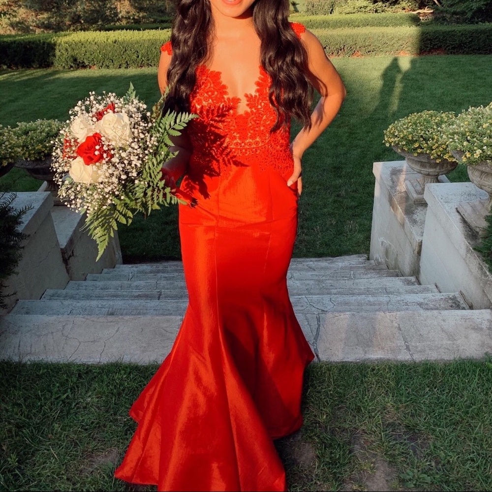 Ellie Wilde red prom dress